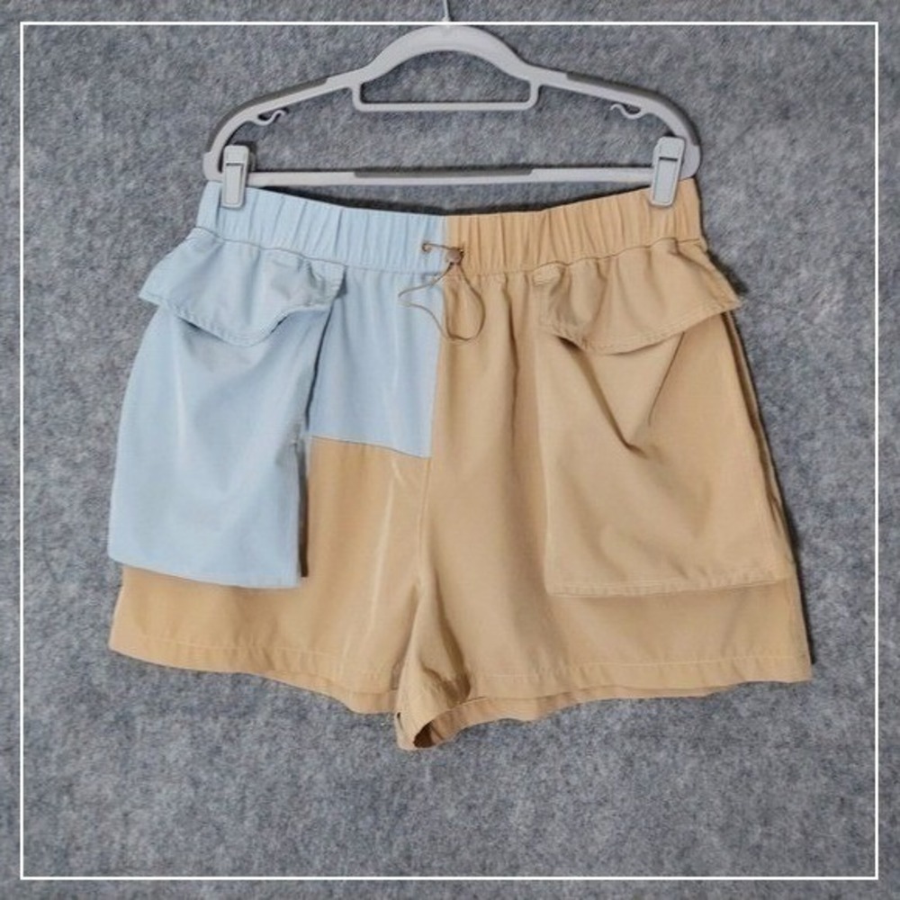 Fabletics Shorts Women XL Beige Cargo Utility Quick Dry Hiking Travel Athleisure